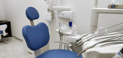 Dentso Stomatologia | Ortodoncja | Invisalign | Implanty | Protetyka | Chirurgia | Dentysta